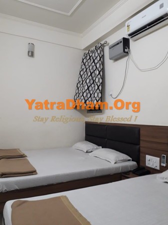 Haridwar K K Renuka Dharamshala 3 Bed AC Room View3