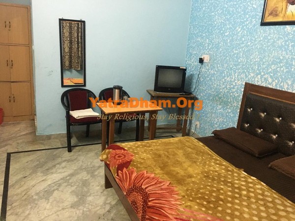 Srinagar - YD Stay 5702 Alaknanda Hotel 2 Bed Room View 5