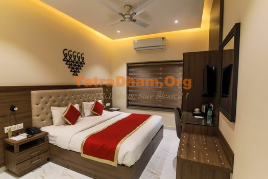 Rishikesh Vashishth Guest House Room