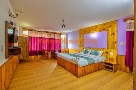 Hotel Rajhans Manali Room View 7