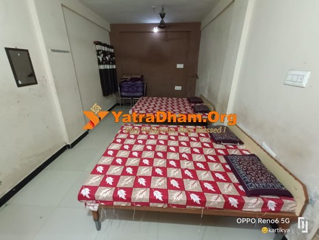 Junagadh Shri Vanza Gnati Dharamshala Room View 2