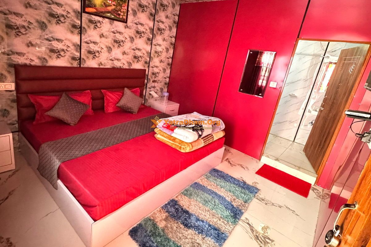 Gaurikund - Hotel Deepak Lodge