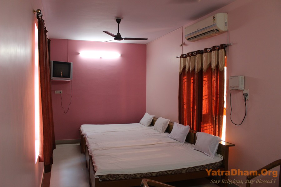  Shree_Yadav_Ahir_Dharamshala_4 Bed_A/c. Room_View1
