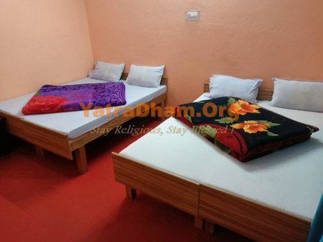 Barkot (Yamunotri) Hotel Diksha Inn 4 bed Room