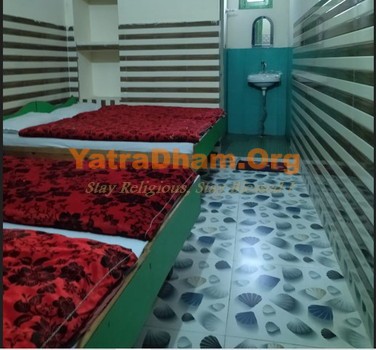 Hotel Aakash Deep Yamunotri (Kharadi) 4 Bed non-AC Room