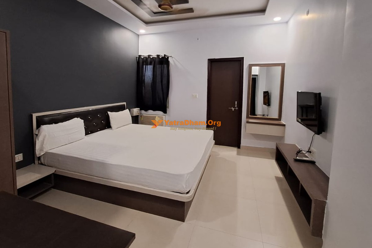 Accommodation