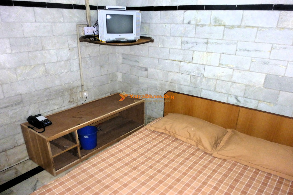 Accommodation